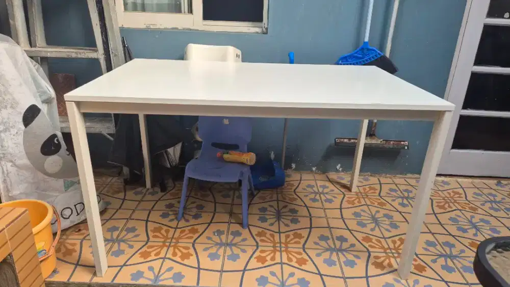 Set meja makan ikea