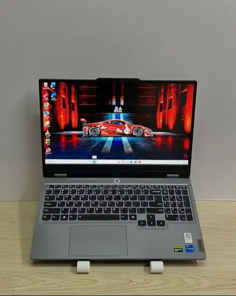 Lenovo LOQ 15IAX9 i5 12450HX RAM 12GB SSD 512GB NVMe RTX2050 4GB