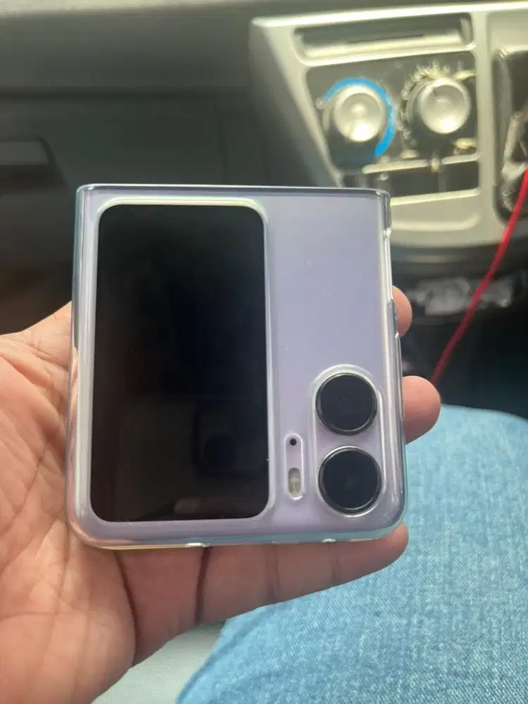 Oppo Find N2 Flip