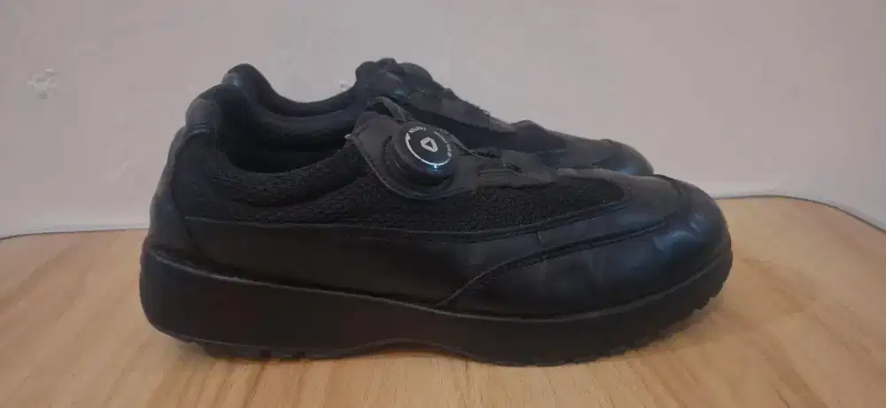 Sepatu Leather Bowa Made in Korea