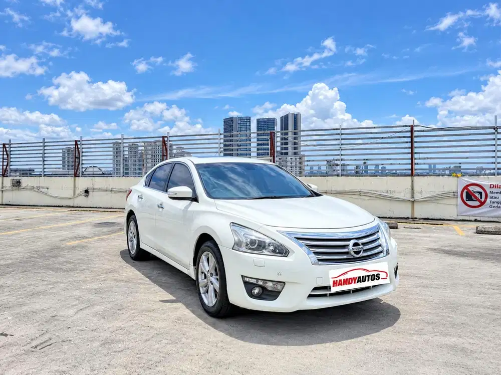 Nissan Teana XV Tahun 2014 Automatic Putih Metalik