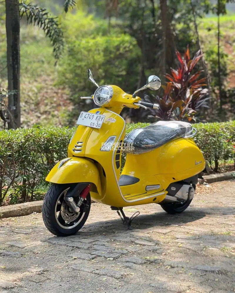 JUAL MURAH VESPA GTS 150 4V iGET ABS FACELIFT 2020 MULUS