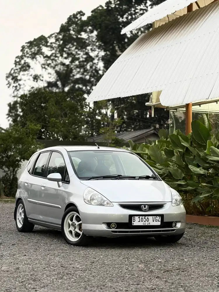 Honda Jazz i-DSI 2004 manual (MT)