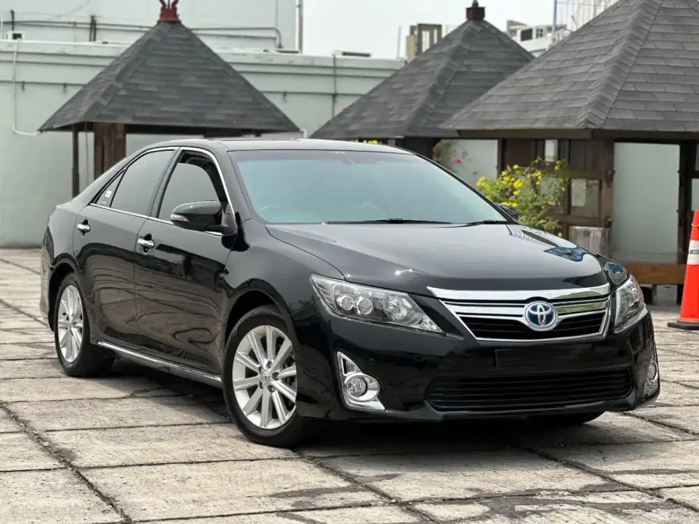 [TDP 50 Jt]Toyota Camry 2014 Hybrid 2.5 AT Nego Cash kredit