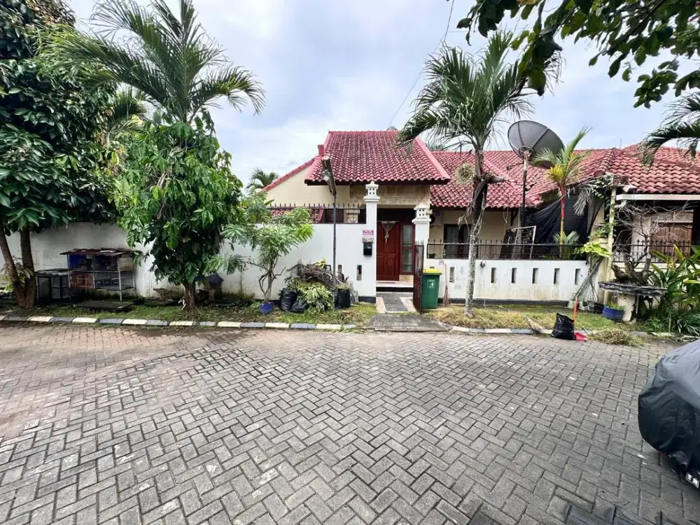Disewakan Villa Strategis di Puri Gading Jimbaran.
