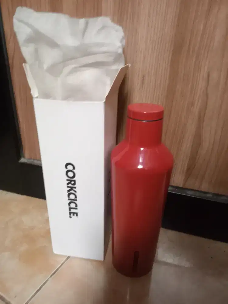 TEMPAT AIR MINUM MEREK CORKCICLE