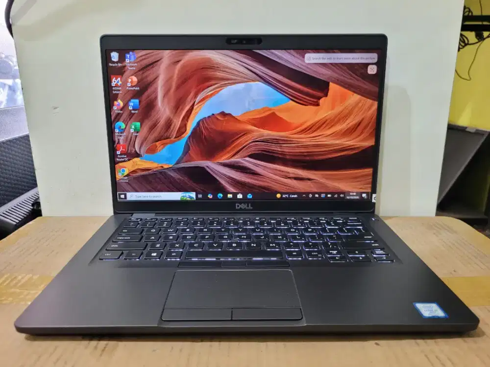 Dell Latitude 5400 touchscreen like new nominus