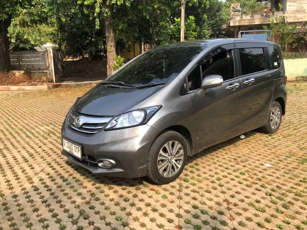 Honda Freed PSD AT 2013 Promo Kredit Premium