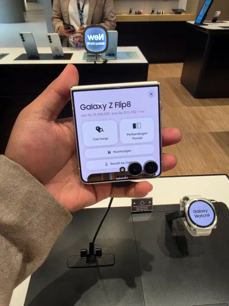 Samsung galaxy Z Flip8