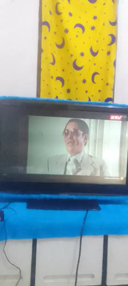 TOSHIBA REGZA ANALOG 32 INCH