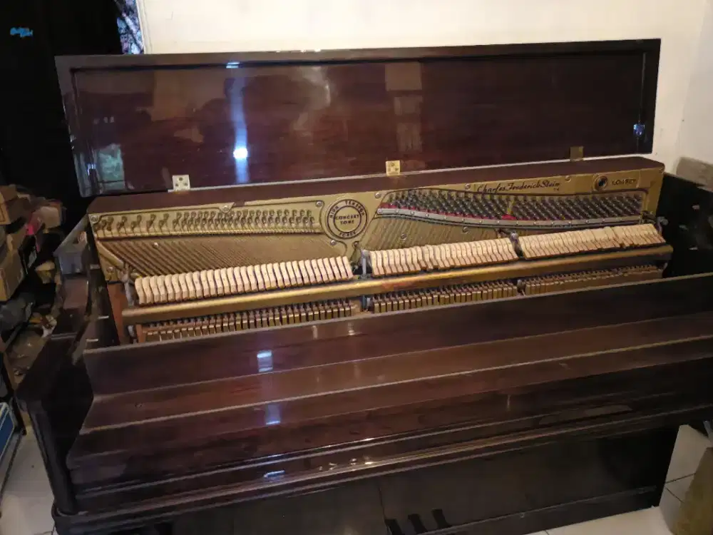 JL piano Merk LOWREY U.SA