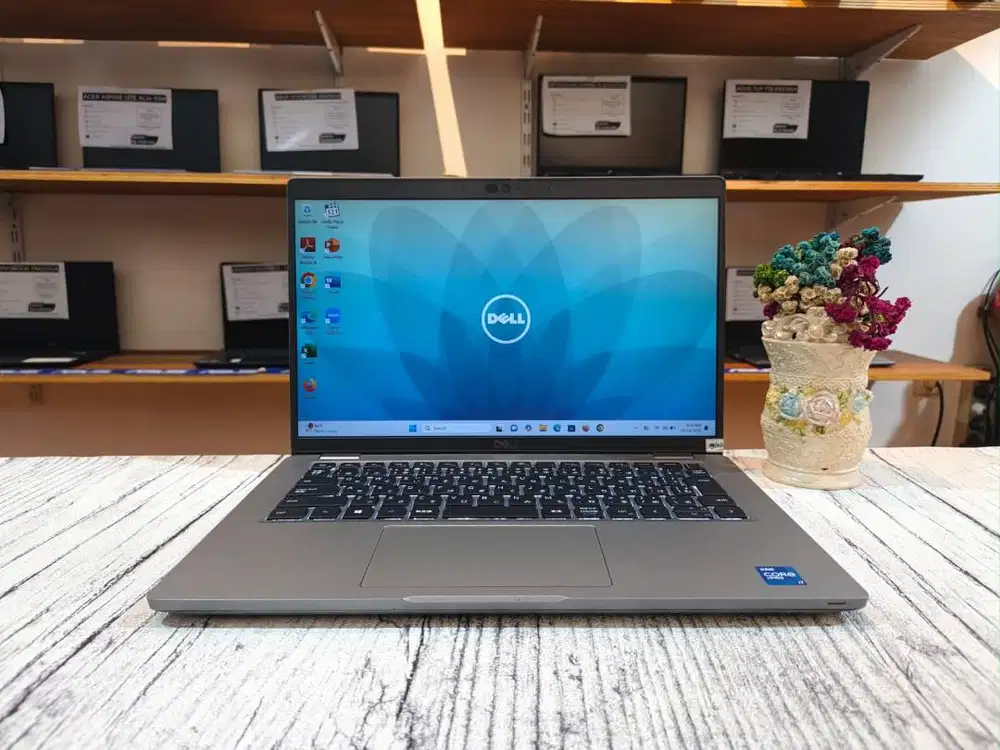 Laptop bekas DELL LATITUDE 5420 Intel Core i7-1185G7 Ram 8GB