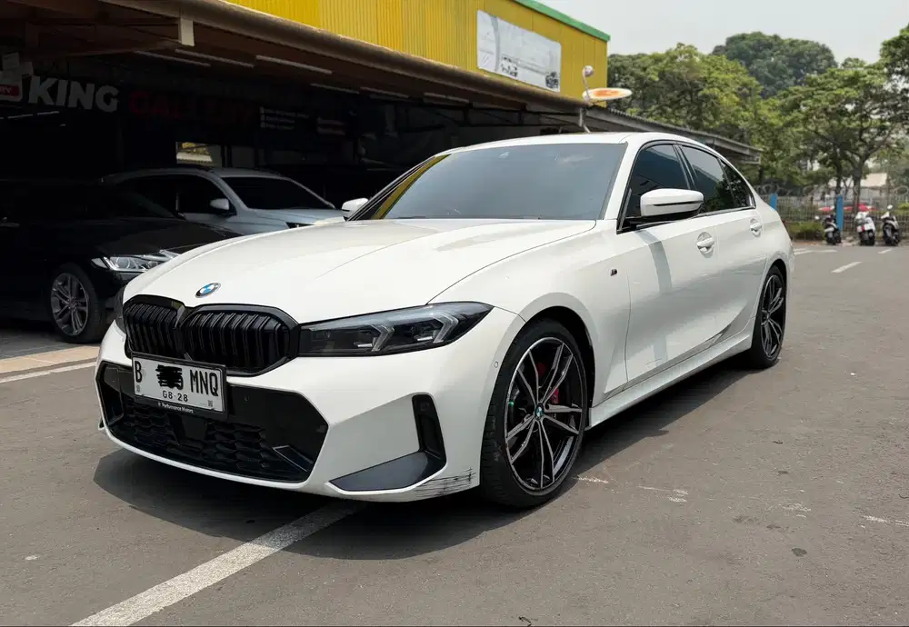 BMW 330i M SPORT AT 2023 PUTIH