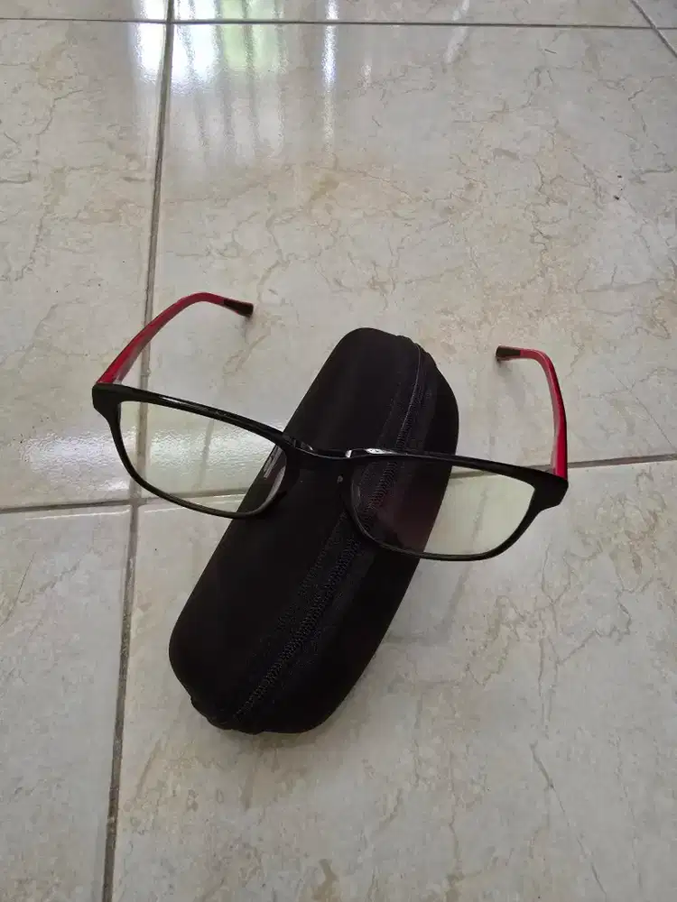 kacamata frame julbo istimewa jarang pakai