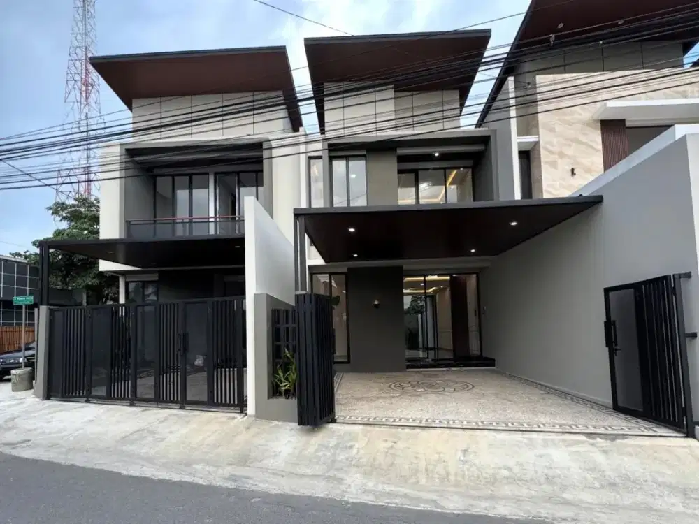 Dijual Rumah 2 Lantai Dekat UII, Akses Mudah ke Pusat Kuliner