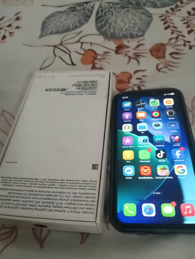 Jual iPhone 11 64gb inter