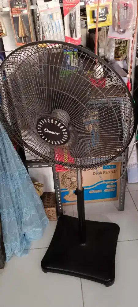 Jual kipas angin Cosmos kondisi masih bagus