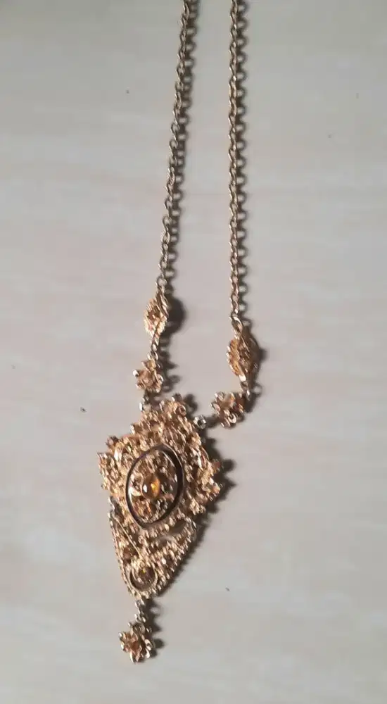 Kalung imitasi model Dubai