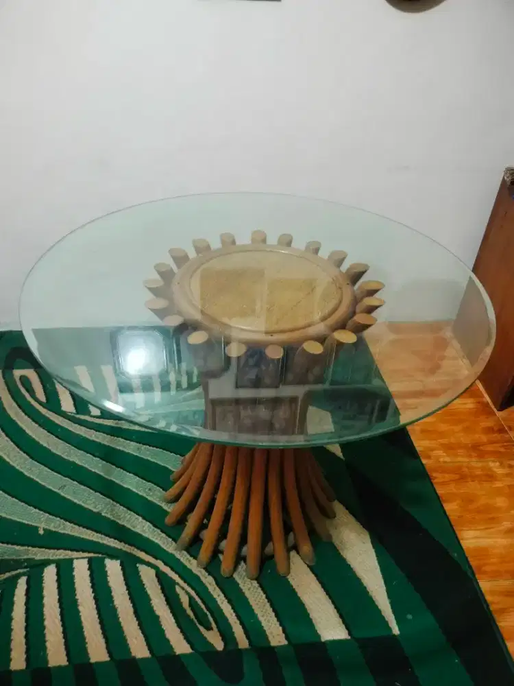 Meja makan rotan kaca 8mm