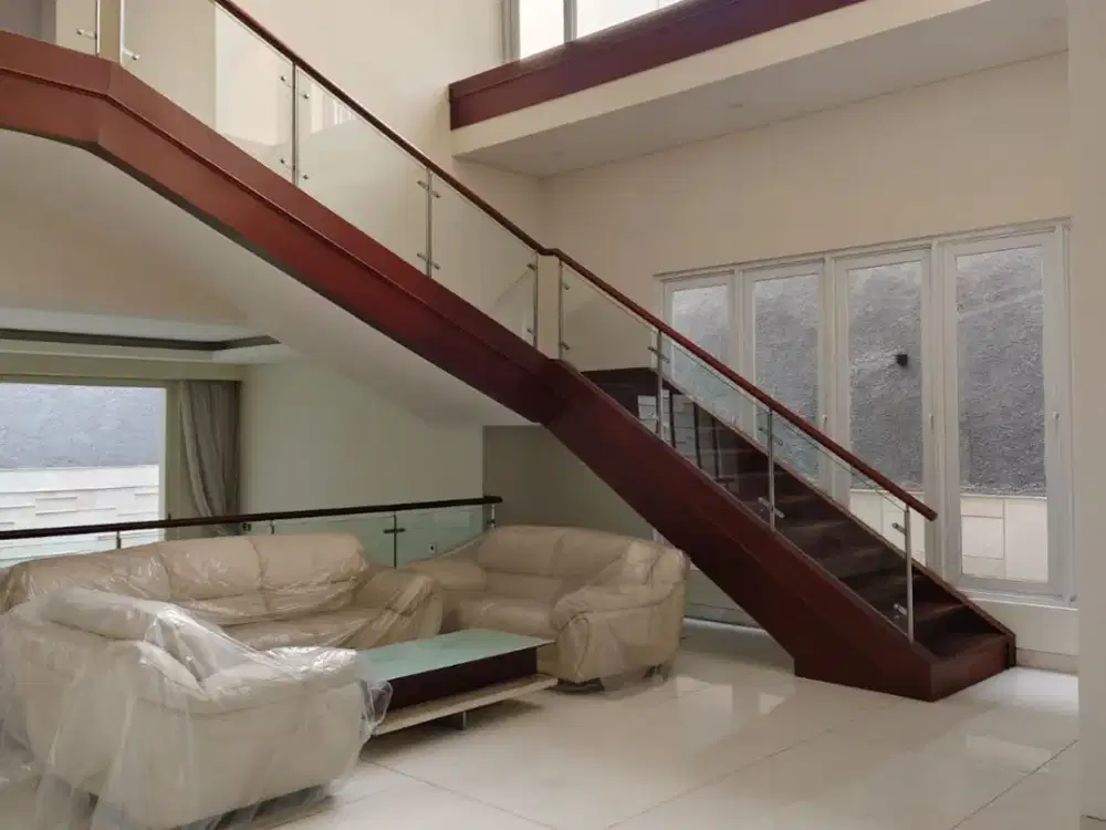 MEGAH & BARU! RUMAH POOL PONDOK INDAH 410 M²
