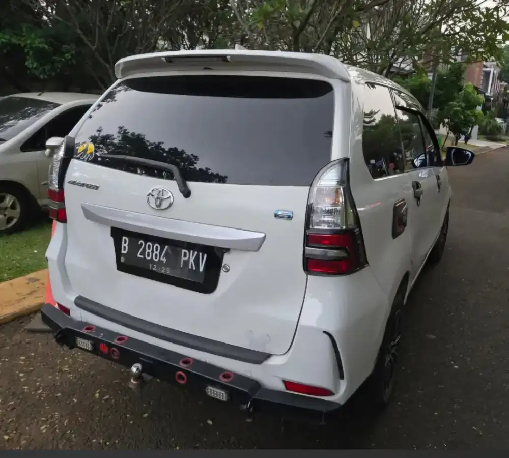 Tanduk belakang avanza