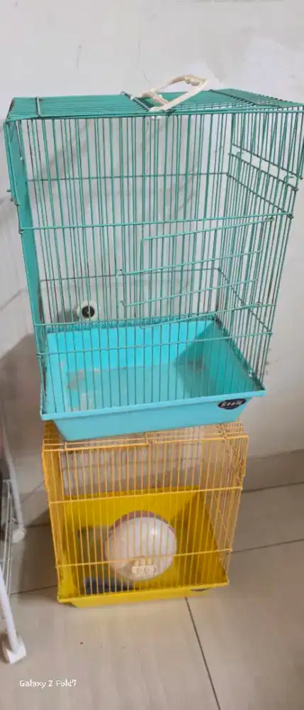 Dijual kandang hamster 2 set kuning dan biru