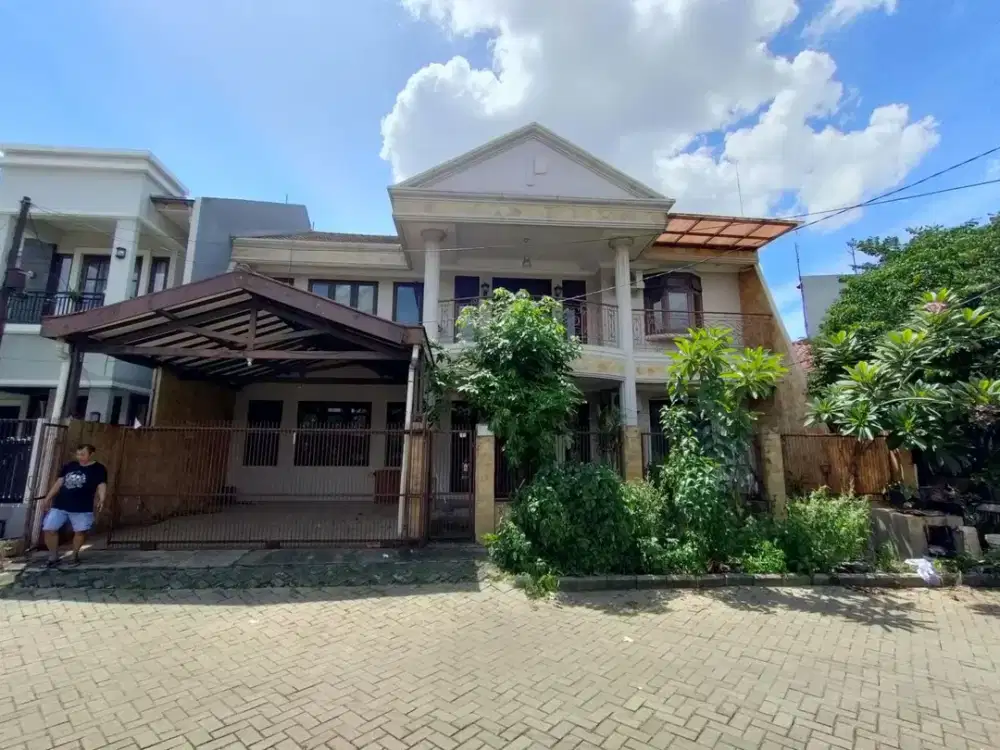 KELUARGA BESAR! RUMAH 6 KAMAR TAMAN CIPULIR ESTATE
