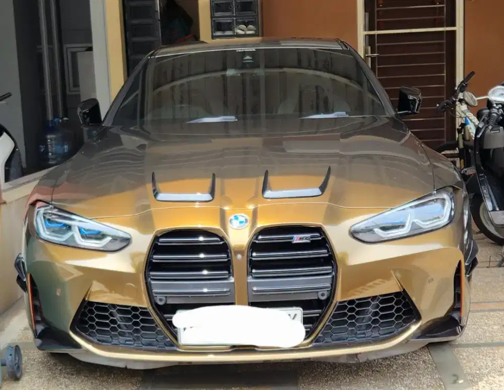 Mobil BMW M4 Competition