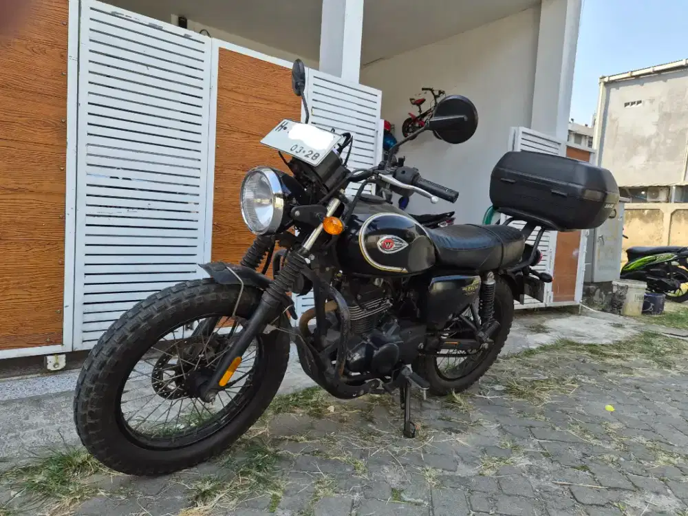 Dijual Kawasaki W 175 SE 2018