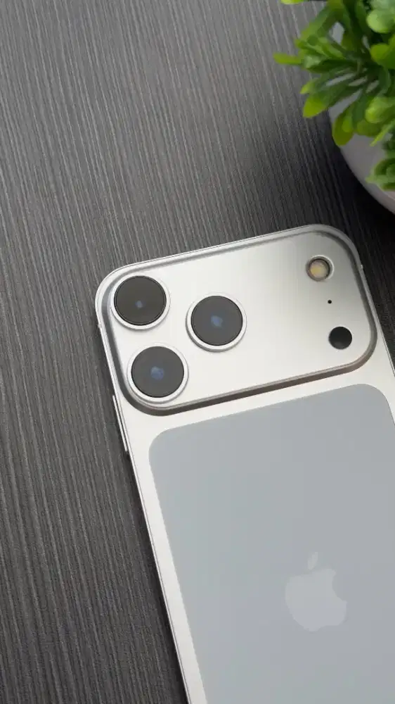 IPHONE XR CUSTOM 17 PRO WIFI ONLY 128GB