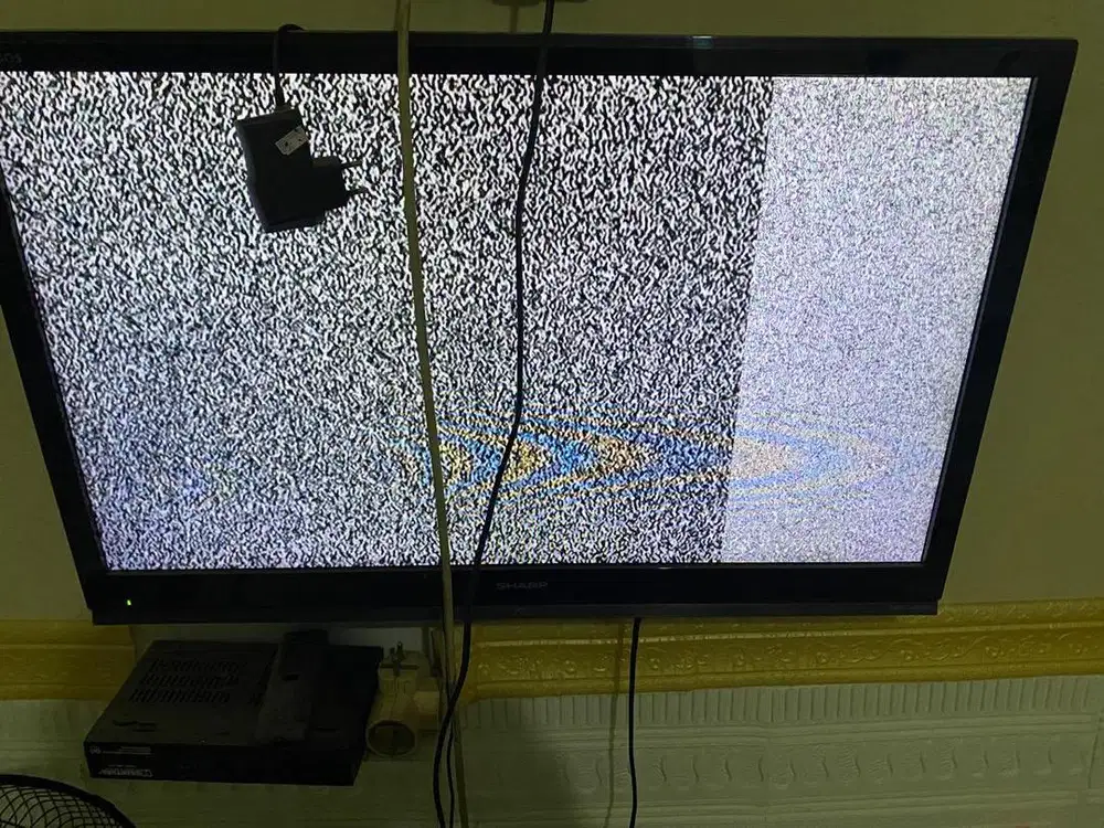 Tv Sharp 32inci