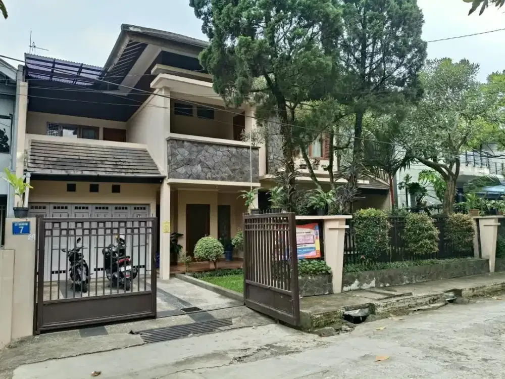 Dijual Rumah Siap Huni Dekat Universitas Maranatha Sukasari Bandung