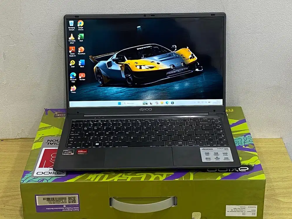 AXIOO Hype 5 AMD X5-2/ AMD Ryzen 5-74300U