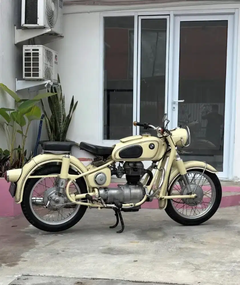 Di jual BMW R26 1957