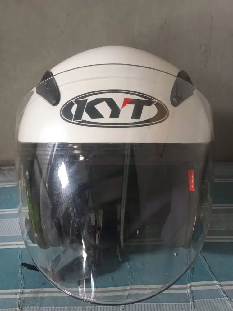 Helm half face kyt ukuran XL