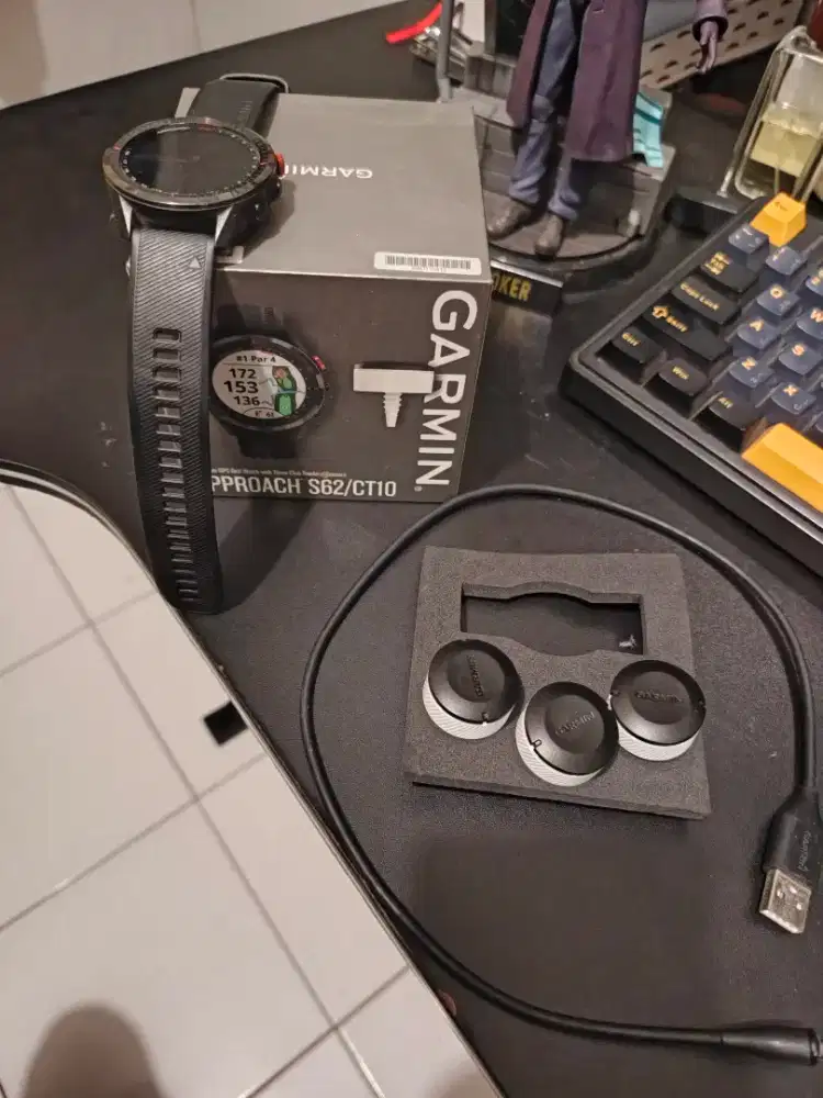 Di jual jam tangan Garmin approach s62/ct10