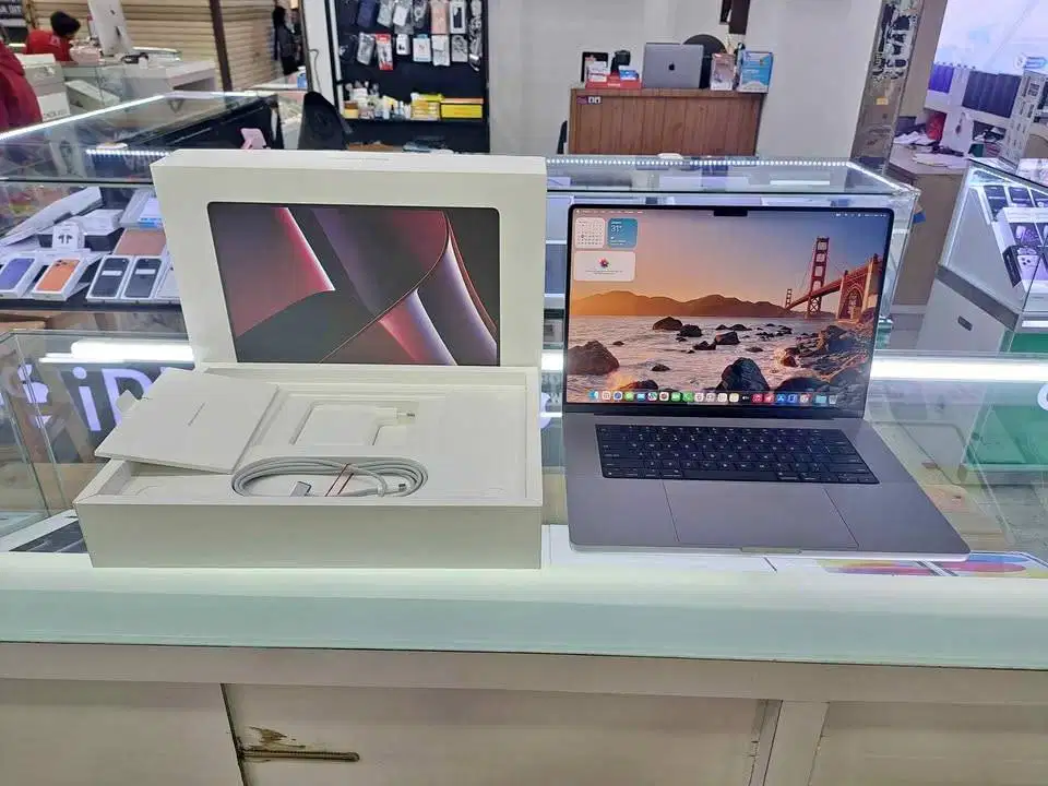 Second Macbook Pro M2 Pro 16 Inch 16/1TB SSD Space Gray IBOX ON 29/9