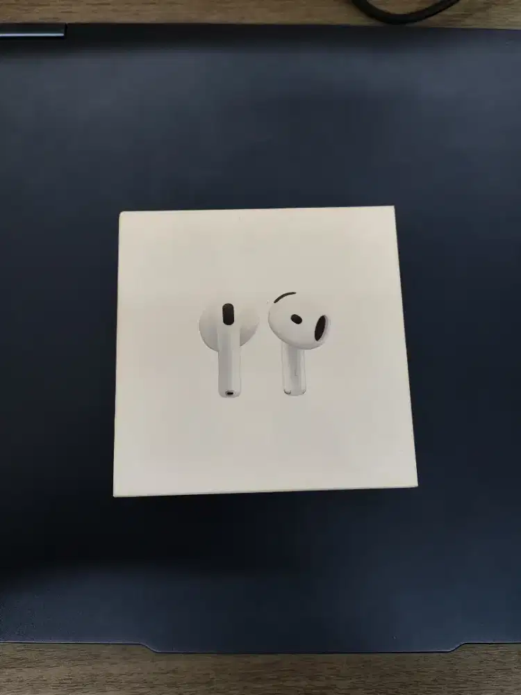 Airpods 4 Apple