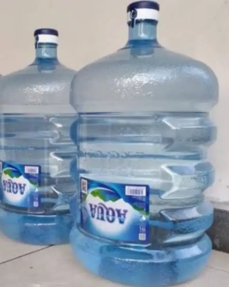 Galon aqua kosong