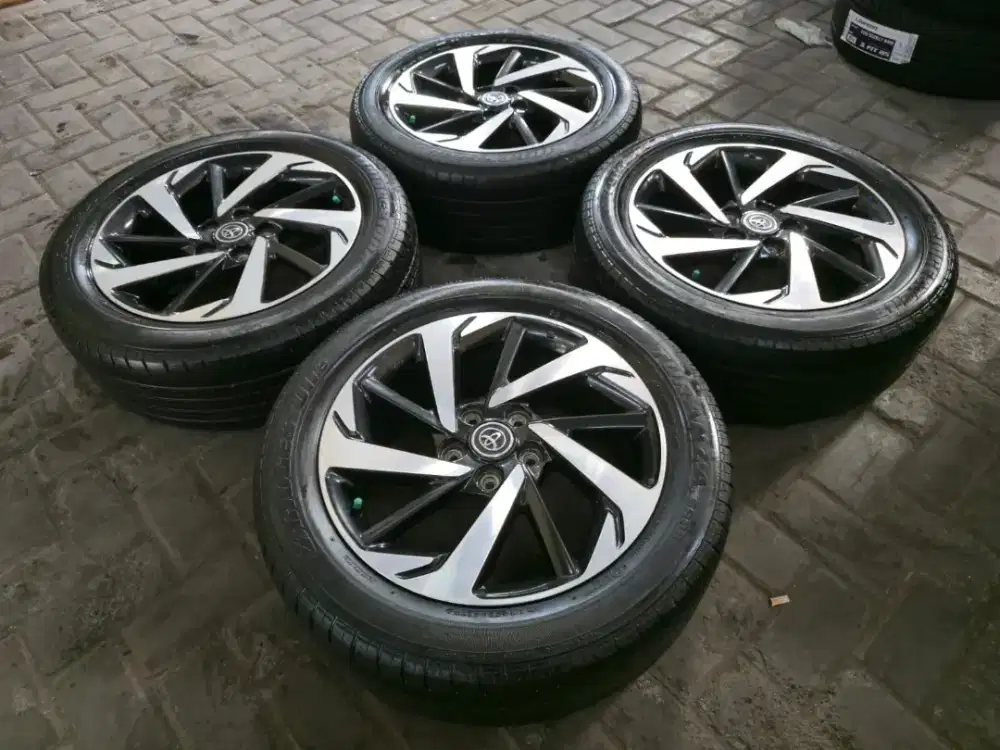 Velg Ban 95% Ori Rush TRD R17 Terios Innova Reborn Zenix Hilux Camry