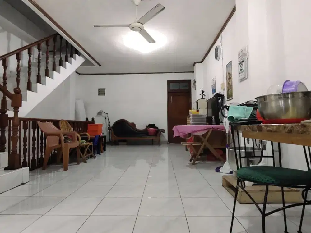 ANA RUMAH UK 5X21M DI KOMPLEK DUTA MAS JELAMBAR
