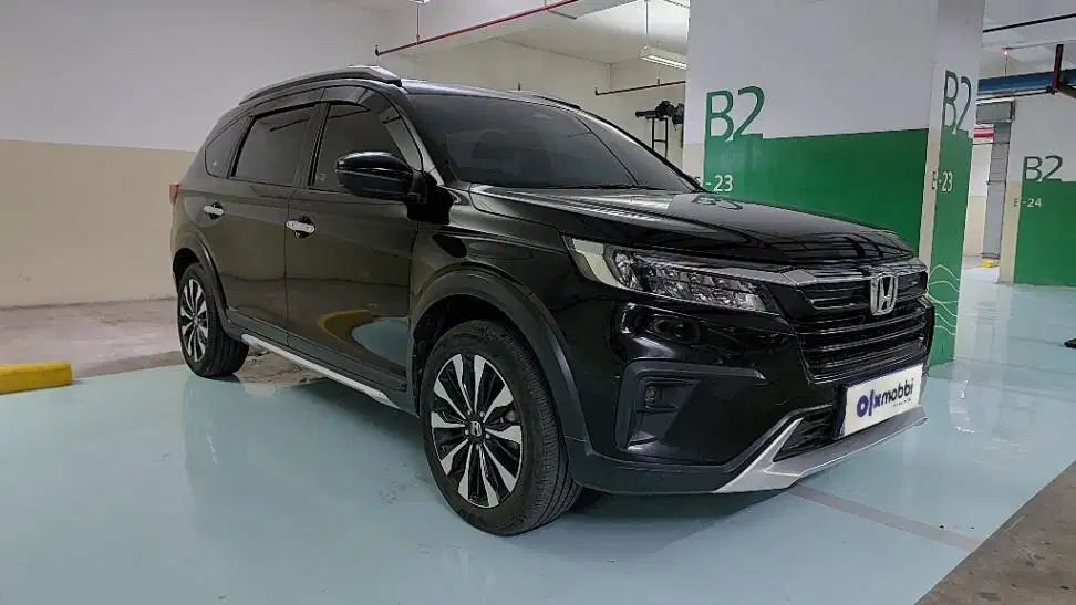 DP 12 JT Honda BR-V 1.5 Prestige Sensing Bensin-AT Hitam 2022
