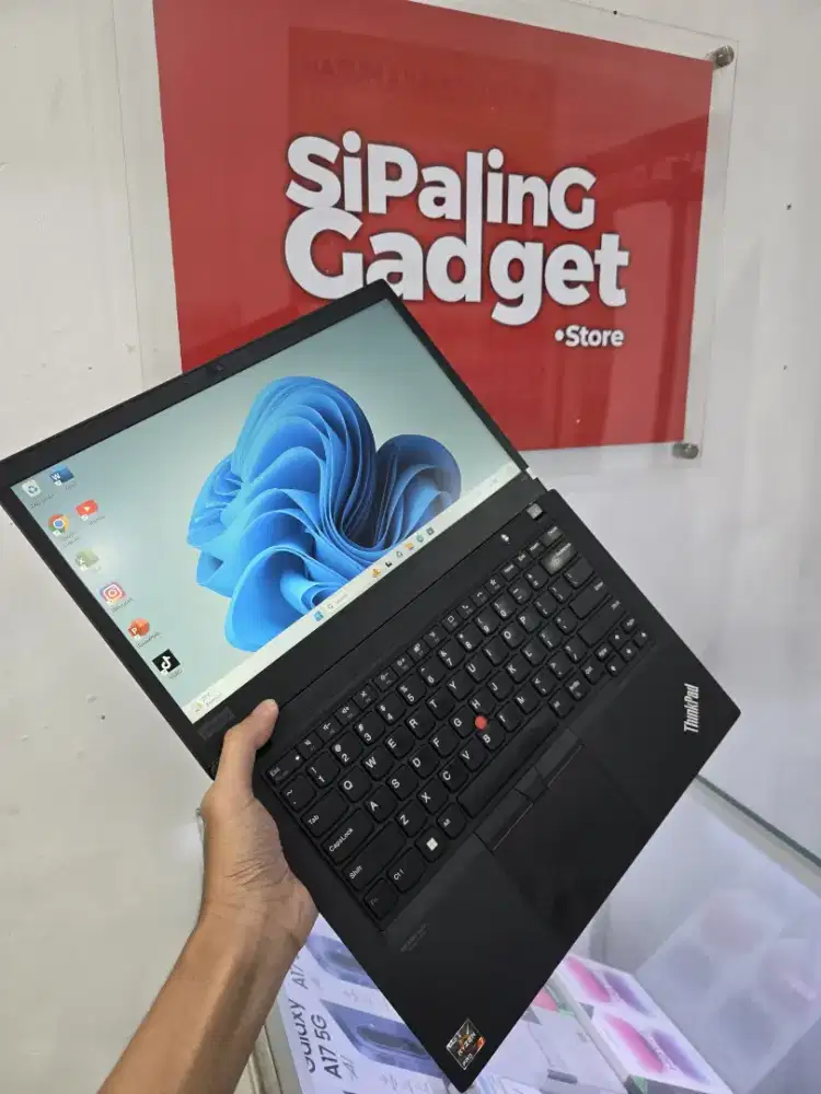 LENOVO THINKPAD T14 GEN 2 - AMD RYZ 7 /16GB/256GB/TOUCHSCREEN