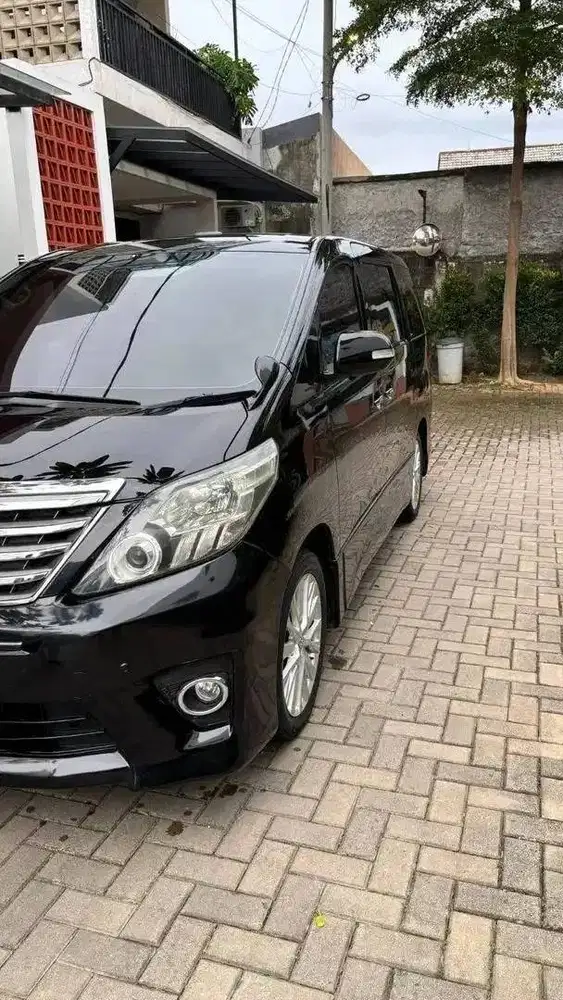 Toyota Alphard 2.4 G 2010 Matic Sunroof Interior Original