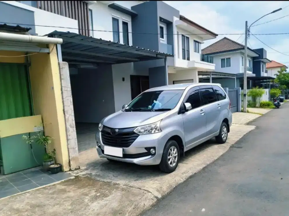 Dijual XENIA TIPE M 2015 Transmisi Manual / Ac Double