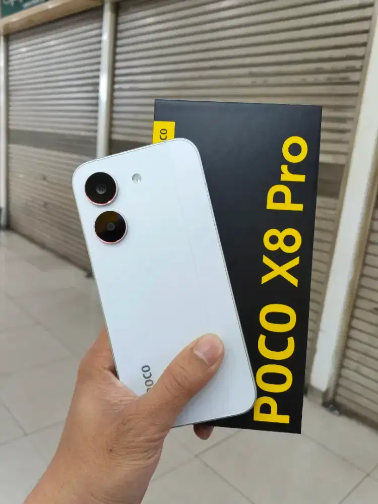 POCO X8 PRO 12/512 GB
