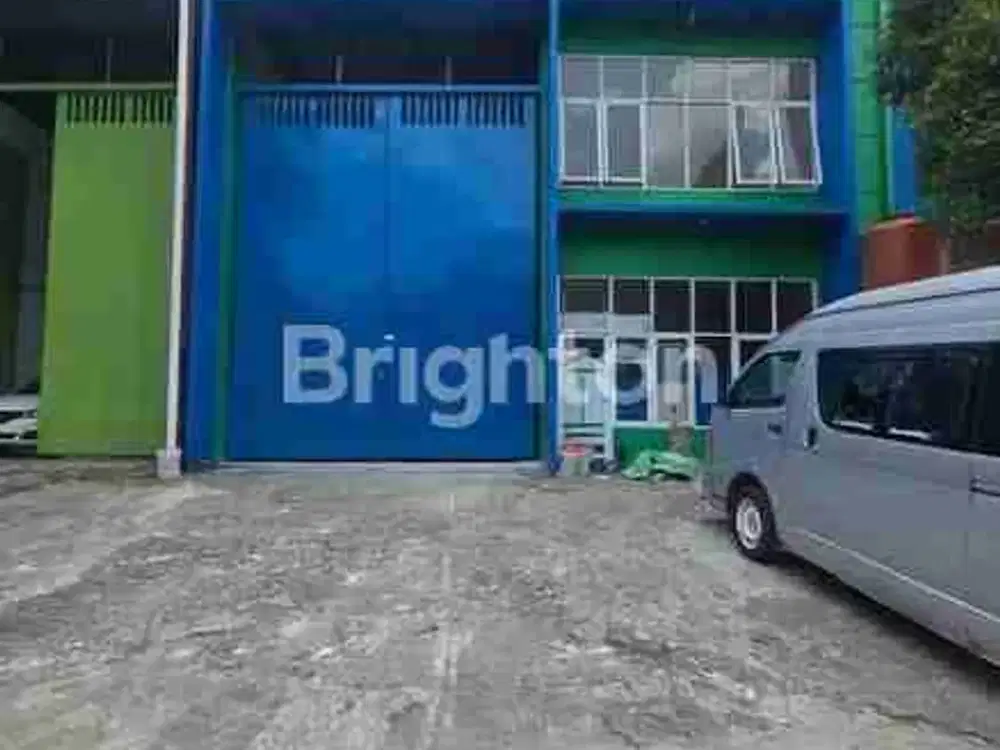 DISEWAKAN GUDANG SIAP PAKAI DENGAN PARKIRAN LUAS LOKASI KM 13 PULAU BALANG