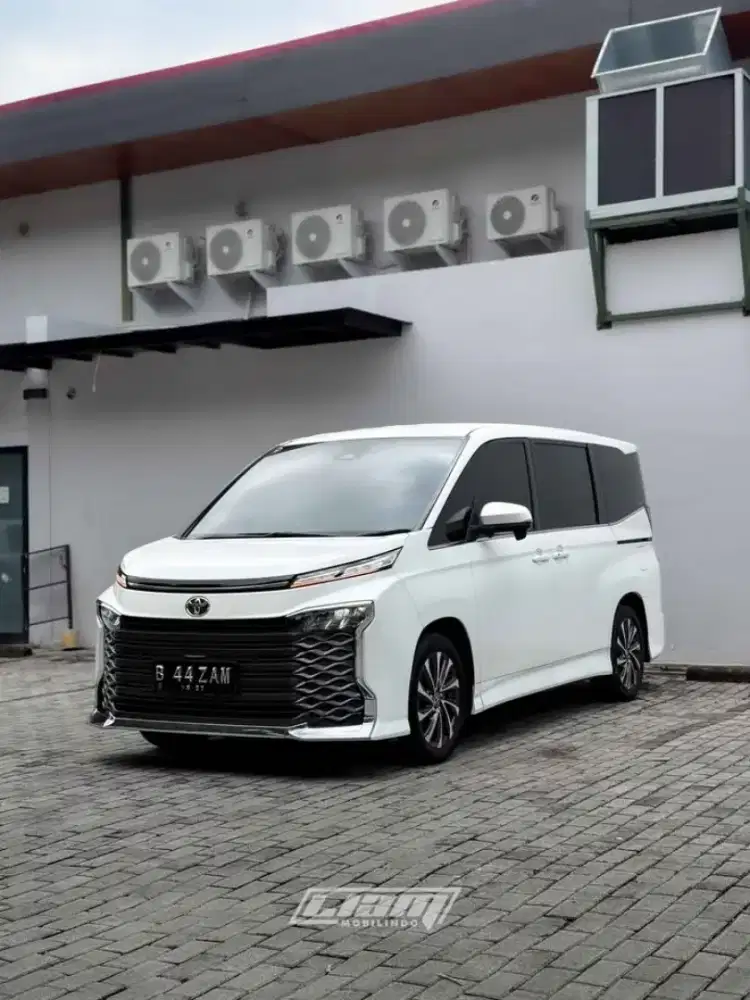TOYOTA VOXY 2 CVT 2022
km 56rb
Kondisi masih  Bagus