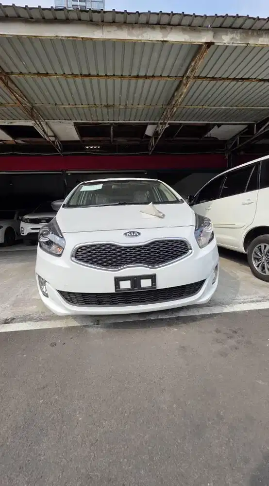 kia Carens 2.0 AT km 00009 baru srock lama gudang