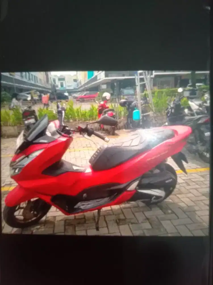 Dijual Tanpa Perantara Motor Honda PCX ABS 160 cc 2023 Km Rendah